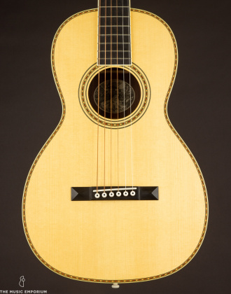 Collings Parlor 2H Deluxe Madagascar & Adirondack Traditional Guitar