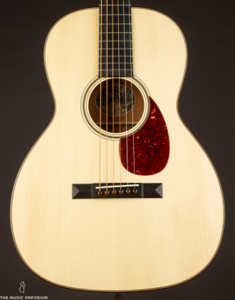 Collings 001 12-Fret Adirondack Traditional