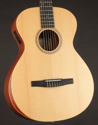 Taylor Academy 12e Nylon