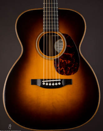 Bourgeois Guitar 00-DB Signature