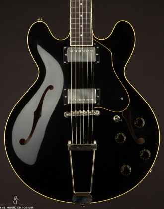 Collings I-35LC Jet Black Aged Lacquer w/Throbaks & Trapeze Tailpiece