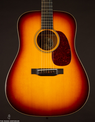 Collings D1 Sunburst Traditional Acoustic Guitar (USED, 2019)