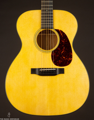 Martin 00-18 Acoustic Guitar