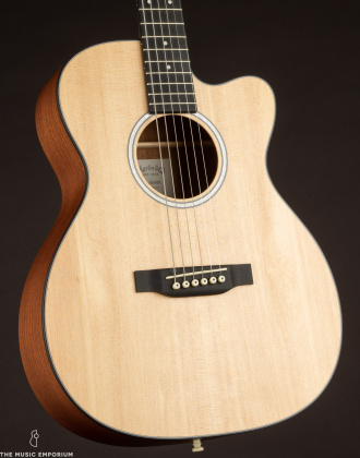 Martin 000 JR-10E Junior Acoustic Electric Guitar